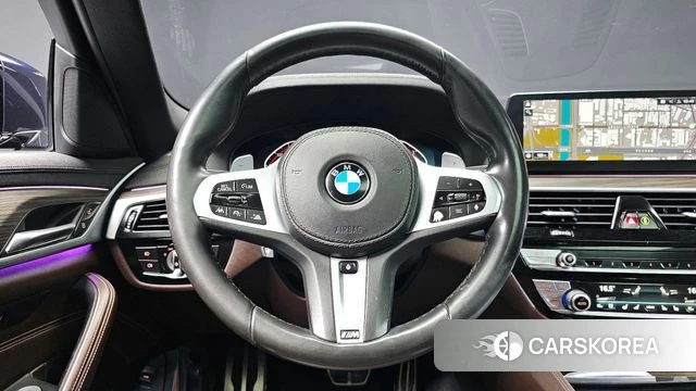 BMW 5 Series (G30) 2019 Черный из Кореи, фото 4