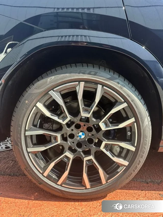 BMW X6 (G06) 2025 Черный из Кореи, фото 4