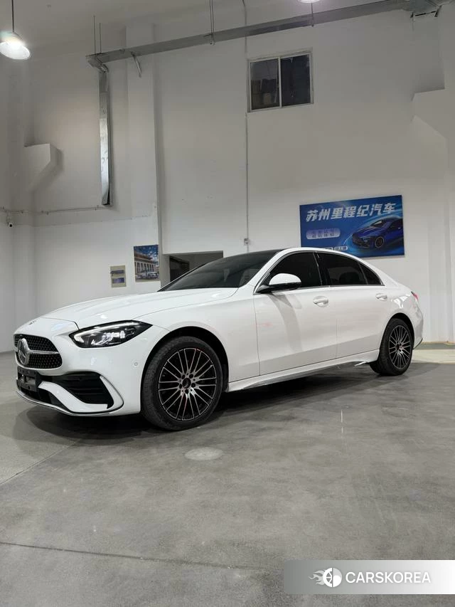 Mercedes-Benz Class C 2023 Белый из Китая, фото 4