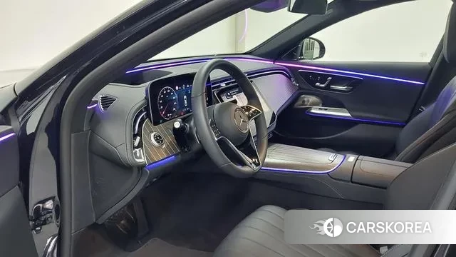 Mercedes-Benz E-Class W214 2024 Синий из Кореи, фото 4