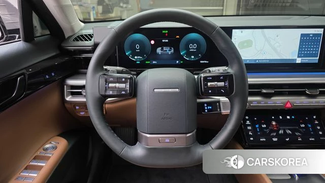 Hyundai Grandeur Hybrid (GN7) 2023 Серебристо-серый из Кореи, фото 4