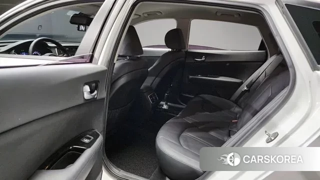 Kia The New K5 Hybrid 2nd generation 2018 Белый из Кореи, фото 4