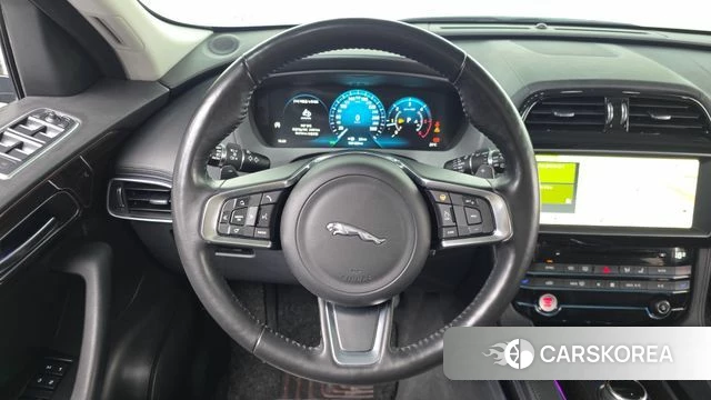 Jaguar F-PACE 2018 Черный из Кореи, фото 4