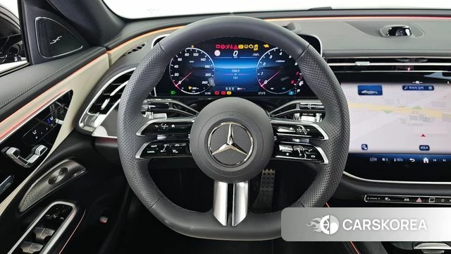 Mercedes-Benz E-Class W214 2025 Черный из Кореи, фото 4