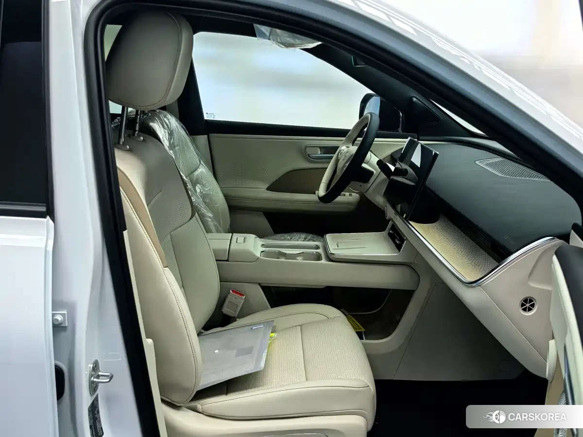Toyota Platinum Wisdom 3X 2026 Белый из Китая, фото 4