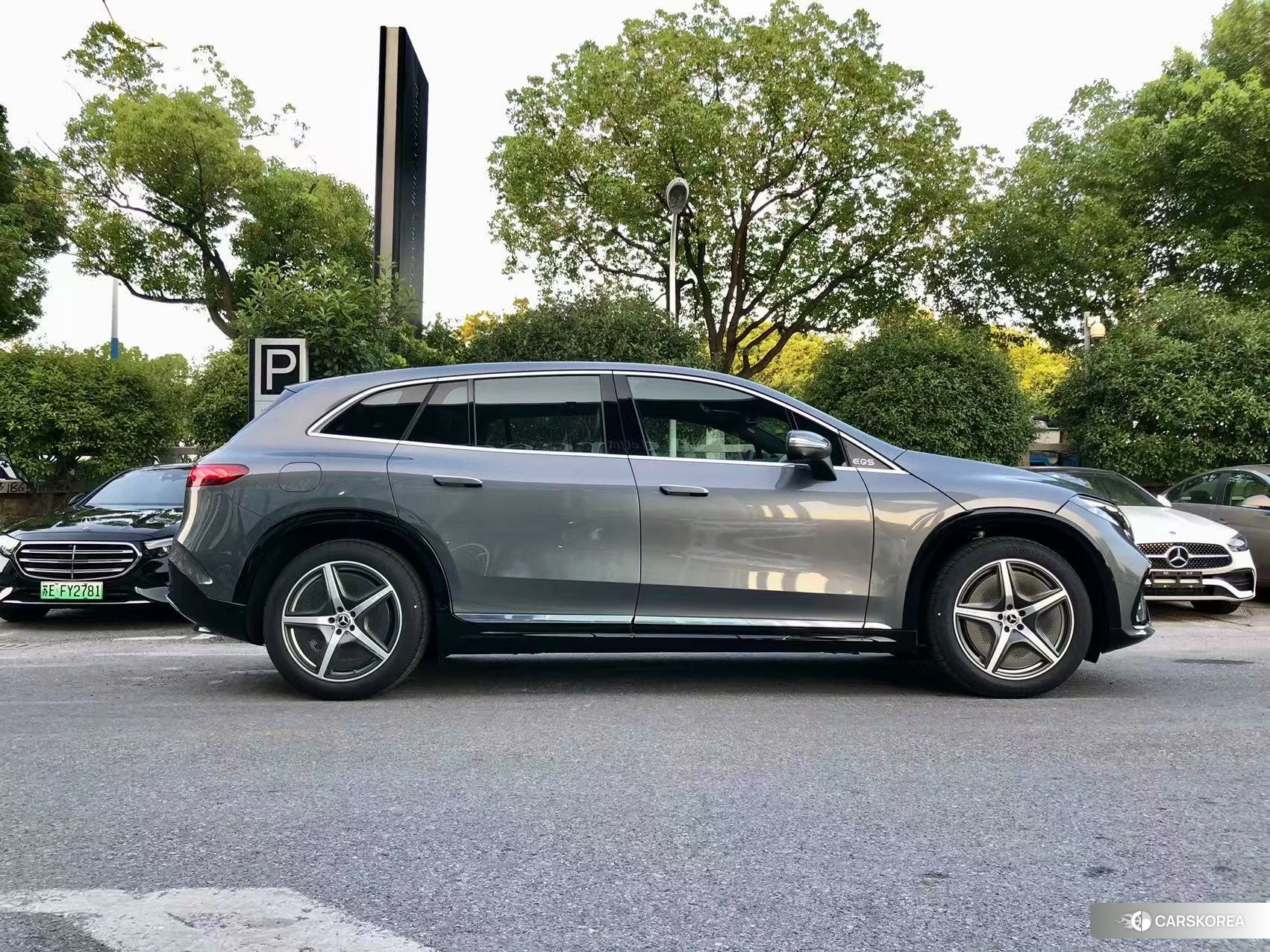 Mercedes-Benz EQS SUV 2023 Темно-серый из Китая, фото 4