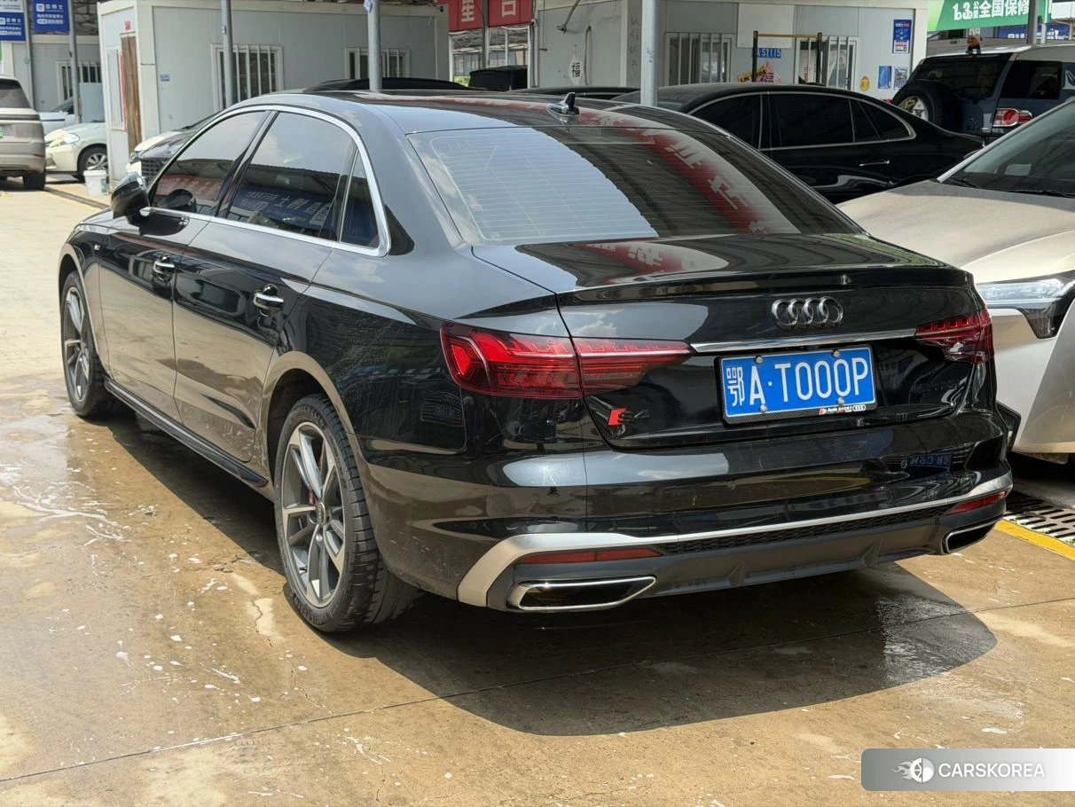 Audi A4L 2021 Черный из Китая, фото 4