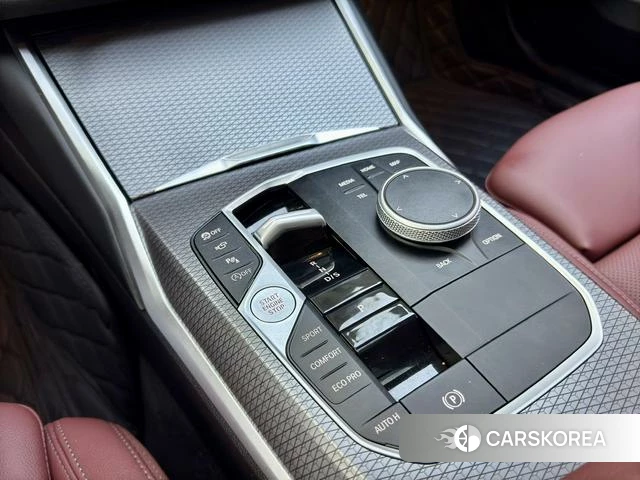 BMW 3 series 2024 Черный из Китая, фото 4