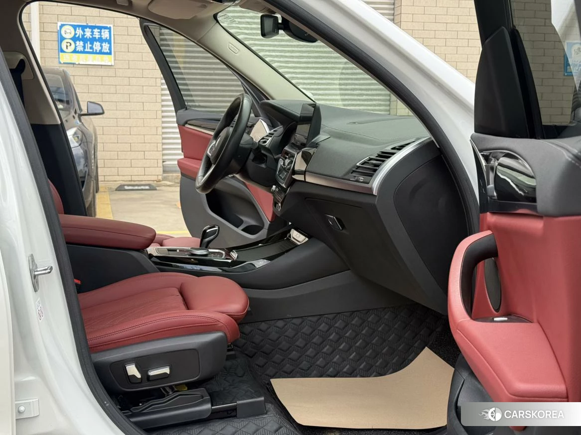 BMW X3 2021 Белый из Китая, фото 4