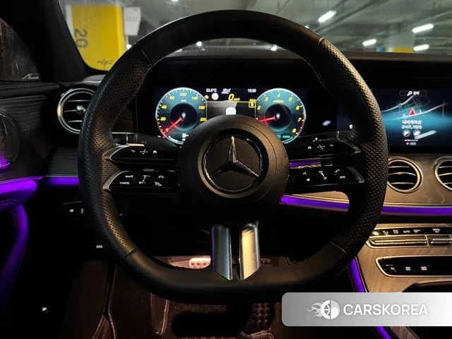 Mercedes-Benz E-Class W213 2023 Черный из Кореи, фото 4