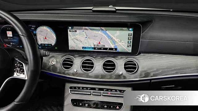 Mercedes-Benz E-Class W213 2023 Белый из Кореи, фото 4
