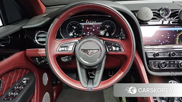 Bentley Bentayga 2022 Белый из Кореи, фото 4