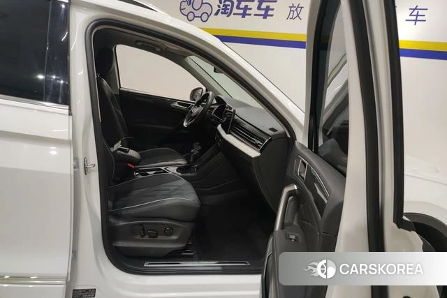Volkswagen Tiguan L 2023 Белый из Китая, фото 4