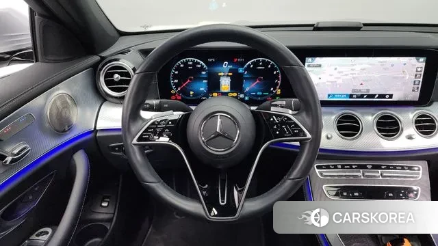 Mercedes-Benz E-Class W213 2021 Серебристо-серый из Кореи, фото 4