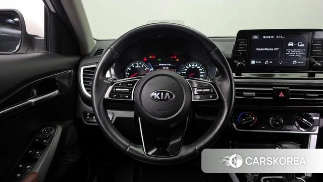Kia Seltos 2020 Белый из Кореи, фото 4