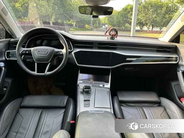 Audi A7 2021 Черный из Китая, фото 4