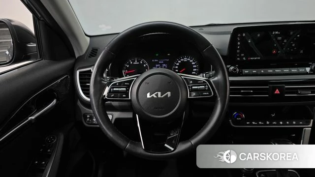 Kia Seltos 2021 Серый из Кореи, фото 4