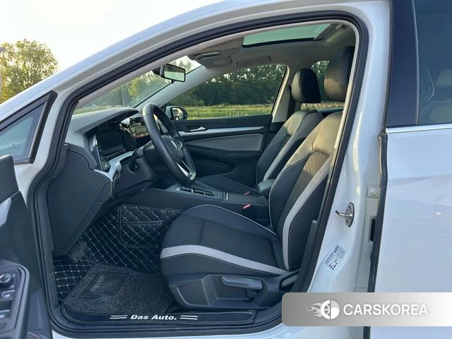 Volkswagen Golf 2021 Белый из Китая, фото 4