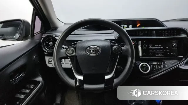Toyota Prius C 2018 Серебряный из Кореи, фото 4