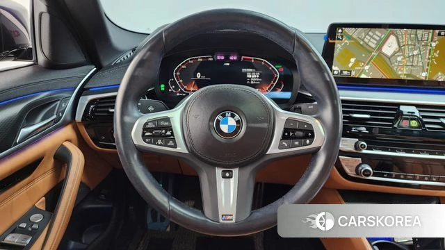 BMW 5 Series (G30) 2023 Черный из Кореи, фото 4