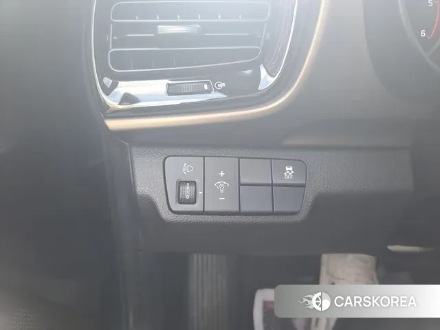 Kia Stonic 2018 Синий из Кореи, фото 4