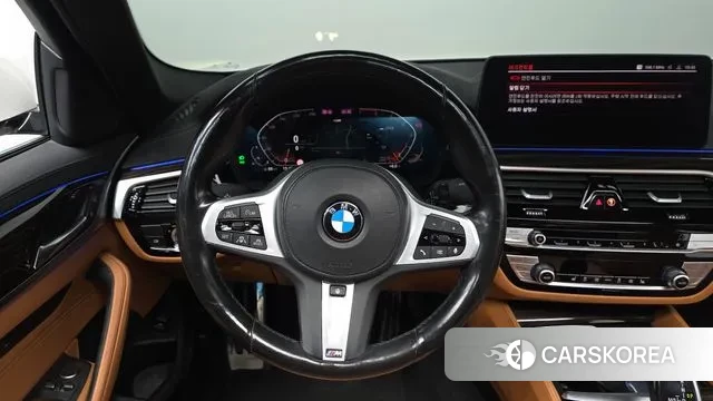 BMW 5 Series (G30) 2020 Белый из Кореи, фото 4