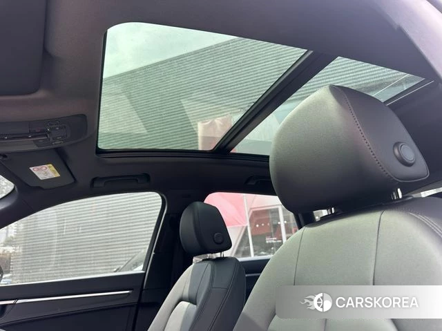 Audi Q3 (F3) 2026 Черный из Кореи, фото 4