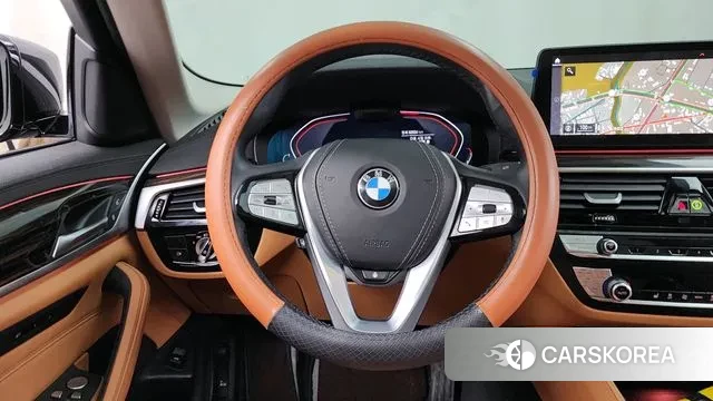 BMW 5 Series (G30) 2023 Черный из Кореи, фото 4