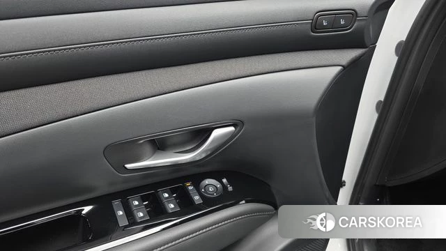 Hyundai The New Tucson Hybrid (NX4) 2025 Белый из Кореи, фото 4
