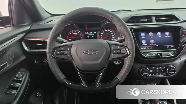 Chevrolet (GM Daewoo) Trailblazer 2023 Черный из Кореи, фото 4