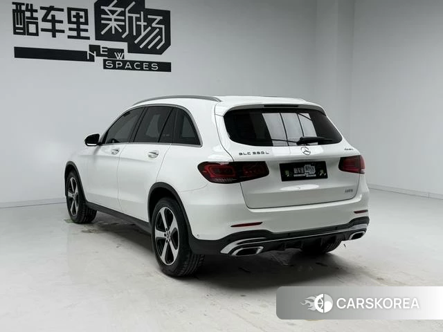 Mercedes-Benz GLC 2022 Белый из Китая, фото 4