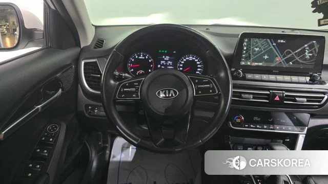 Kia Seltos 2021 Белый из Кореи, фото 4