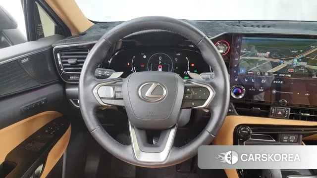 Lexus NX350h Second generation 2023 Серый из Кореи, фото 4