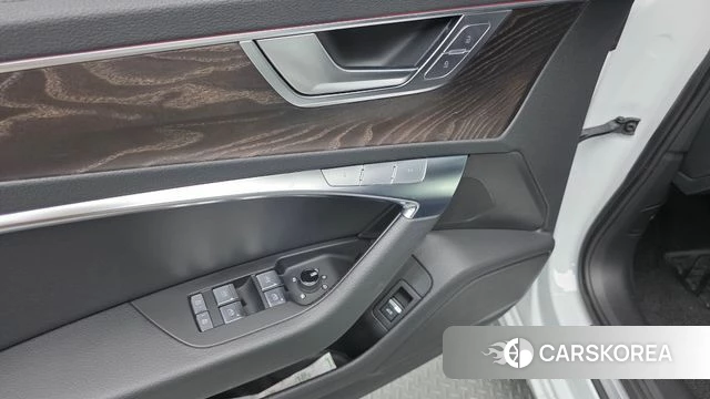 Audi A6 (C8) 2019 Белый из Кореи, фото 4