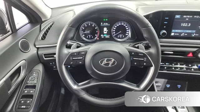 Hyundai Sonata (DN8) 2021 Серебристо-серый из Кореи, фото 4