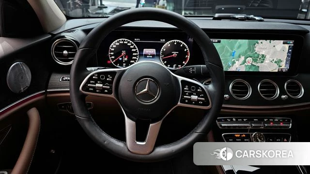Mercedes-Benz E-Class W213 2020 Белый из Кореи, фото 4