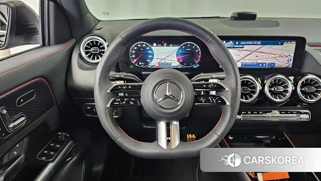 Mercedes-Benz GLA - Class H247 2026 Черный из Кореи, фото 4