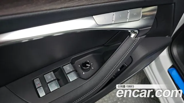 Audi A6 (C8) 2023 Белый из Кореи, фото 4