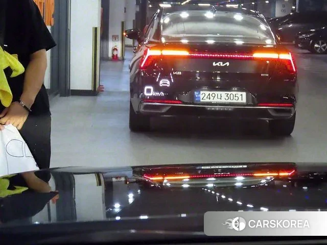 Audi Q8 (4M) 2022 Черный из Кореи, фото 4