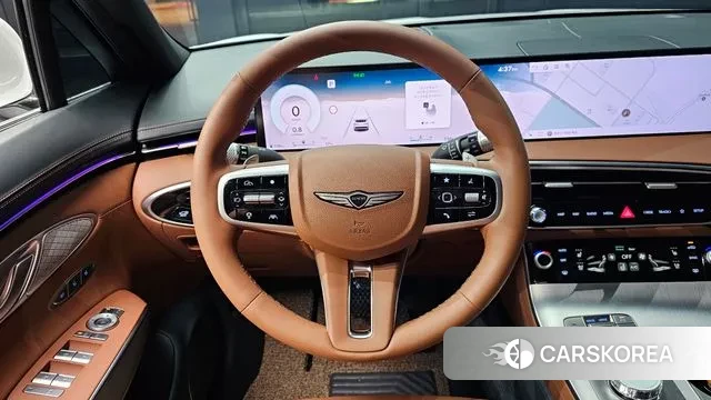Genesis GV70 2025 Белый из Кореи, фото 4