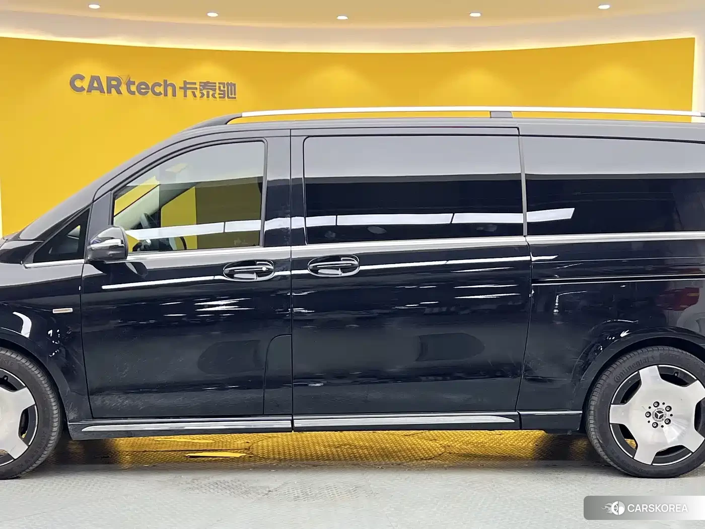 Mercedes-Benz V-Class 2025 Черный из Китая, фото 4