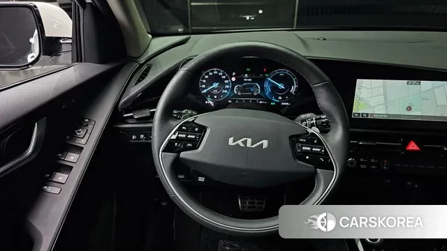 Kia Di Ol Nu Niro 2023 Белый из Кореи, фото 4