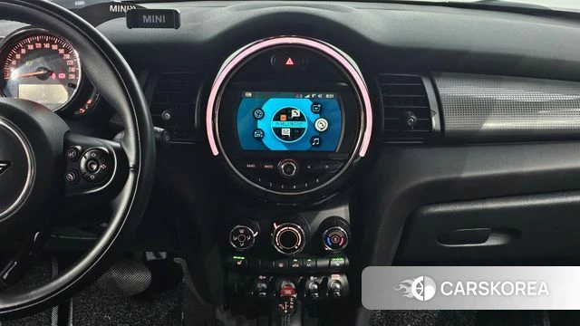 Mini Cooper 2018 Коричневый из Кореи, фото 4