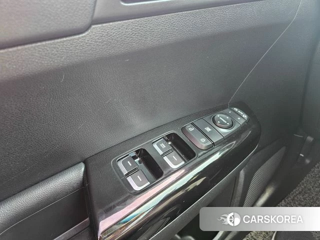 Kia Sportage 4th Generation 2018 Белый из Кореи, фото 4