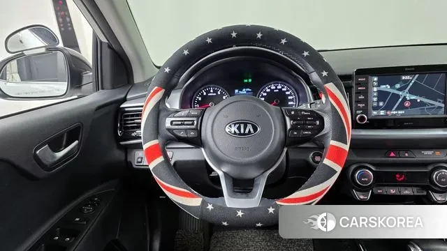 Kia Stonic 2018 Белый из Кореи, фото 4