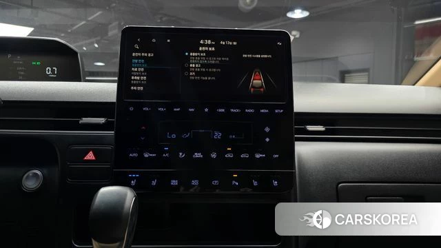 Hyundai Staria 2023 Белый из Кореи, фото 4