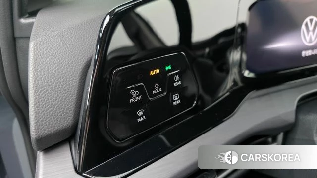 Volkswagen Golf 8th Generation 2023 Серый из Кореи, фото 4