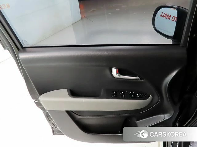 Kia The New Kia Ray 2023 Черный из Кореи, фото 4