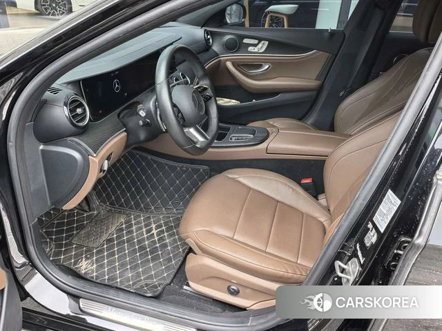 Mercedes-Benz E-class 2021 Черный из Китая, фото 4