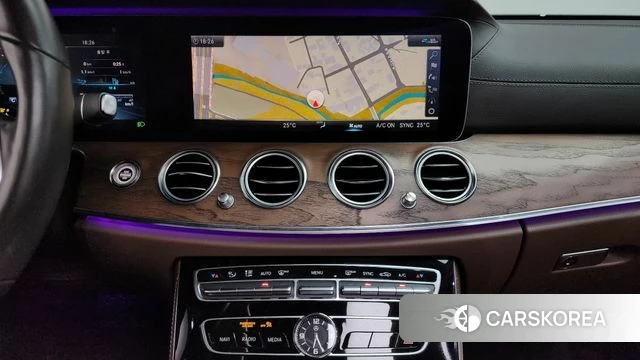 Mercedes-Benz E-Class W213 2020 Белый из Кореи, фото 4